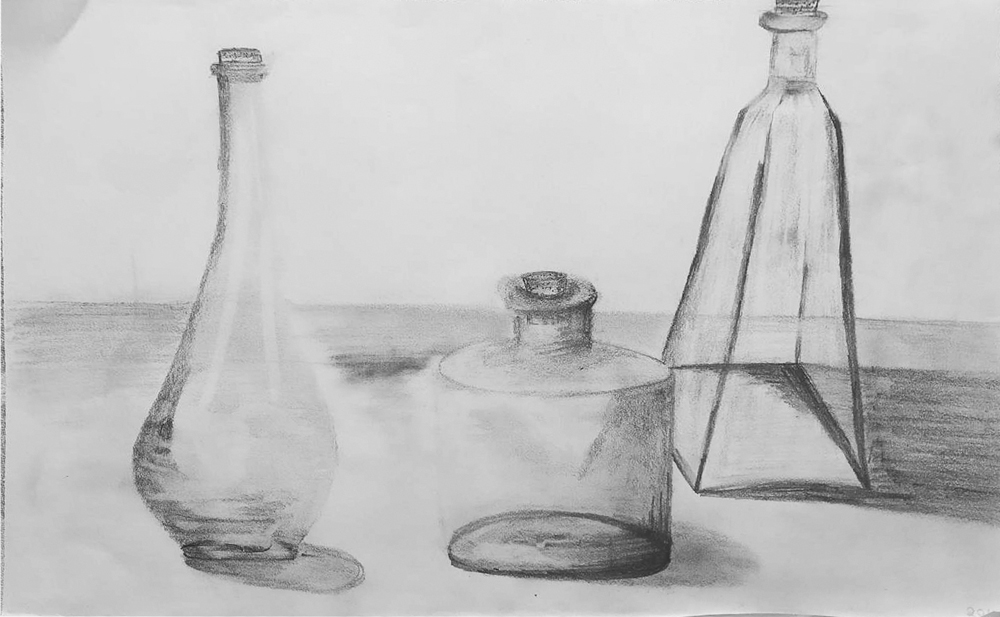 Bouteilles et vase de verre